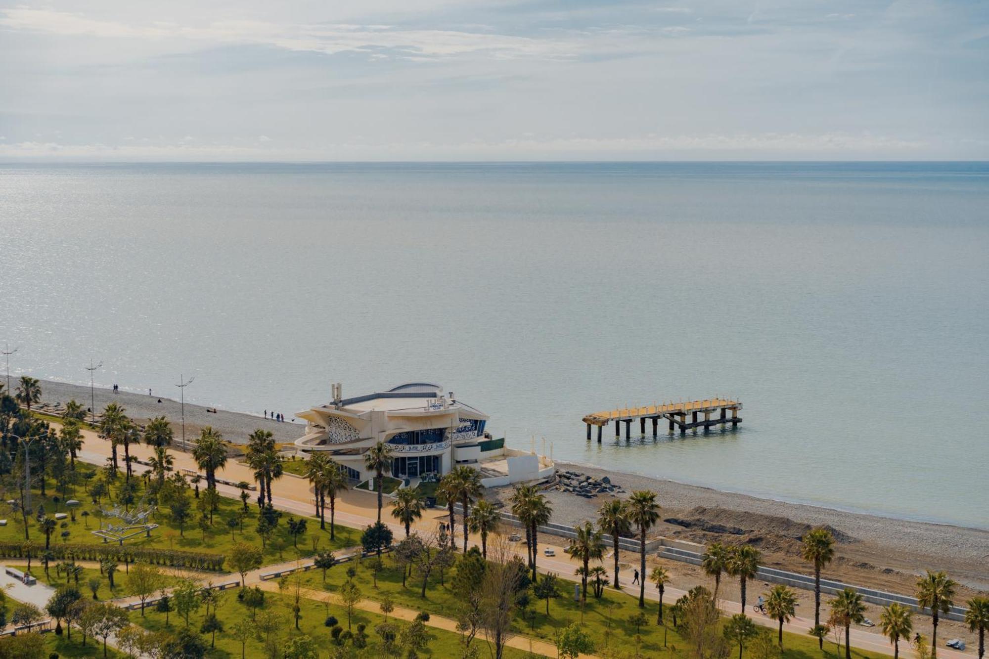 Batumi Beach Friends4Friends Zimmer foto